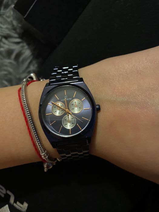 Стилен дамски часовник Coliseum