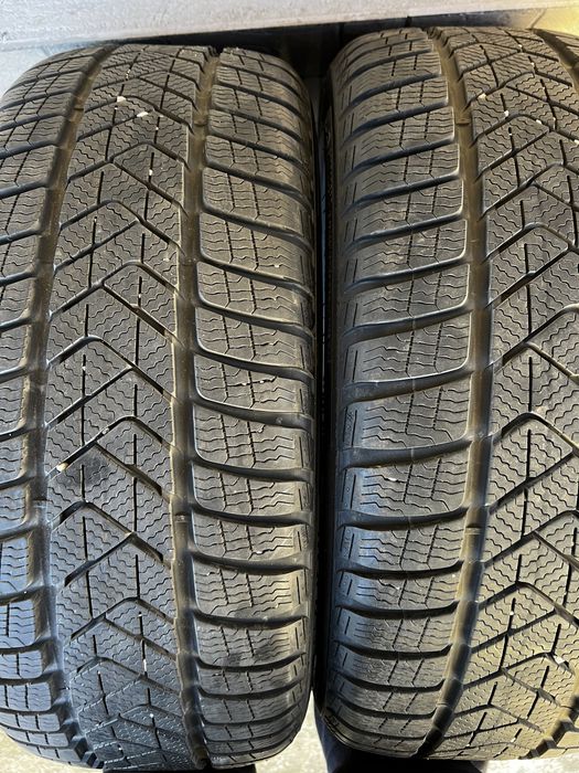 Anvelope iarna PIRELLI SottoZero 3 225/45R18 95V XL