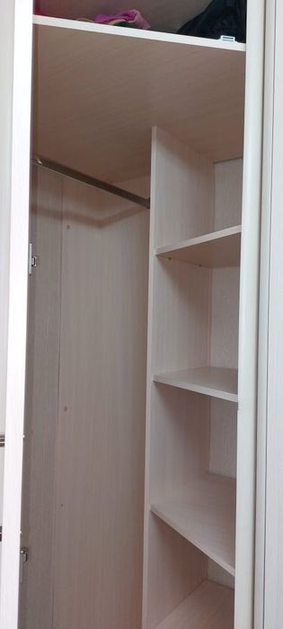 Продам 3-х створчатый шкаф