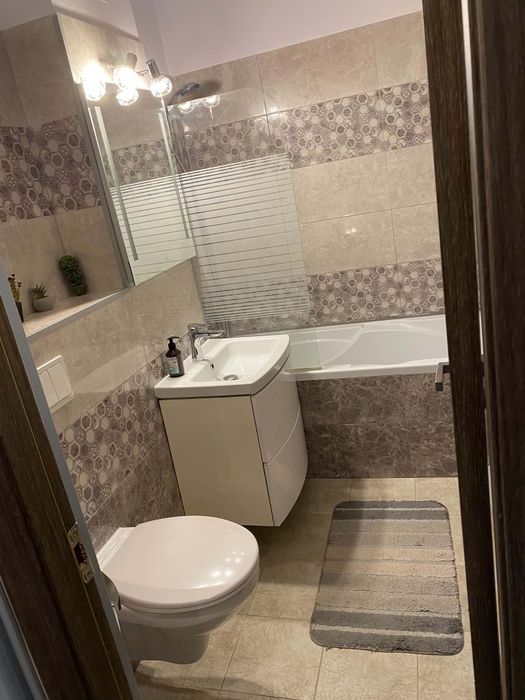 Inchiriez apartament 2 camere in Sfântu Gheorghe Str.Crangului complet mobilat și utilat!!Preț 385€