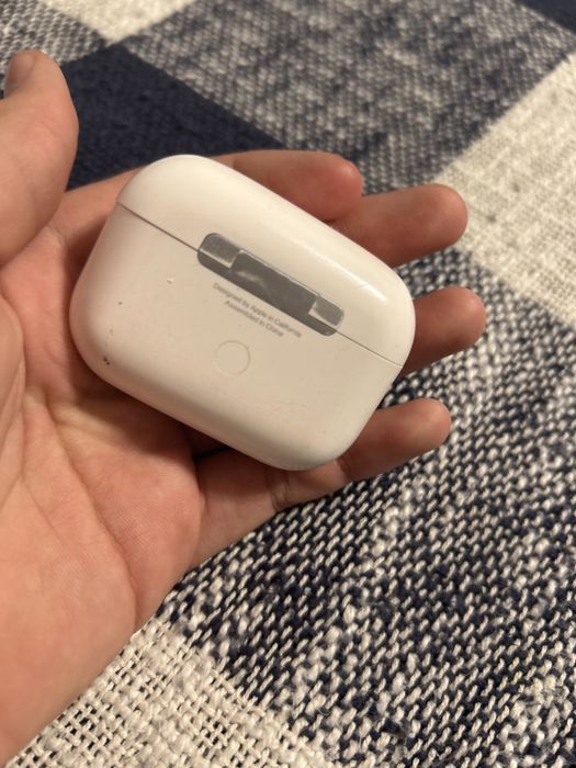 AirPods Pro 2 stare buna doar cu o singura casca