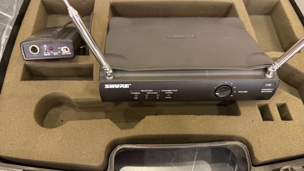 Sure - Lavaliera + AKG Mic suflator