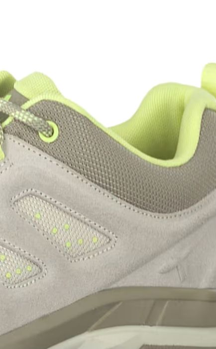 Нови сникърси на Tamaris от естествена кожа и велур