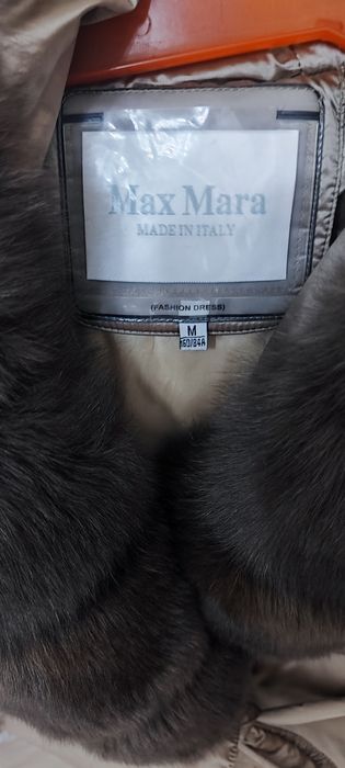 Шикарный пуховик с мехом песца