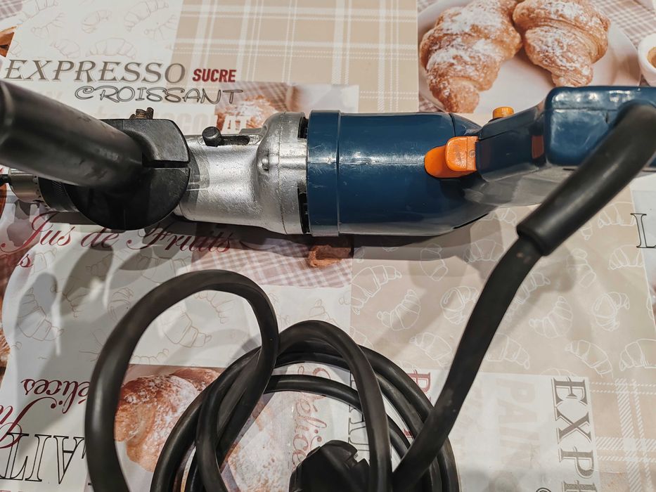 Елпром  упм 2-16 бормашина двускоростна  ударна