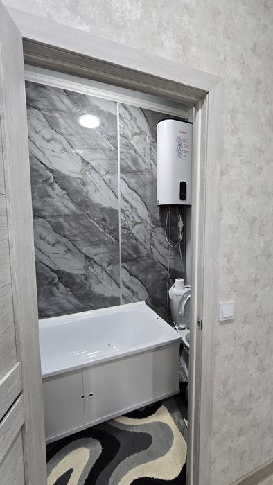 Сдам квартиру на площади