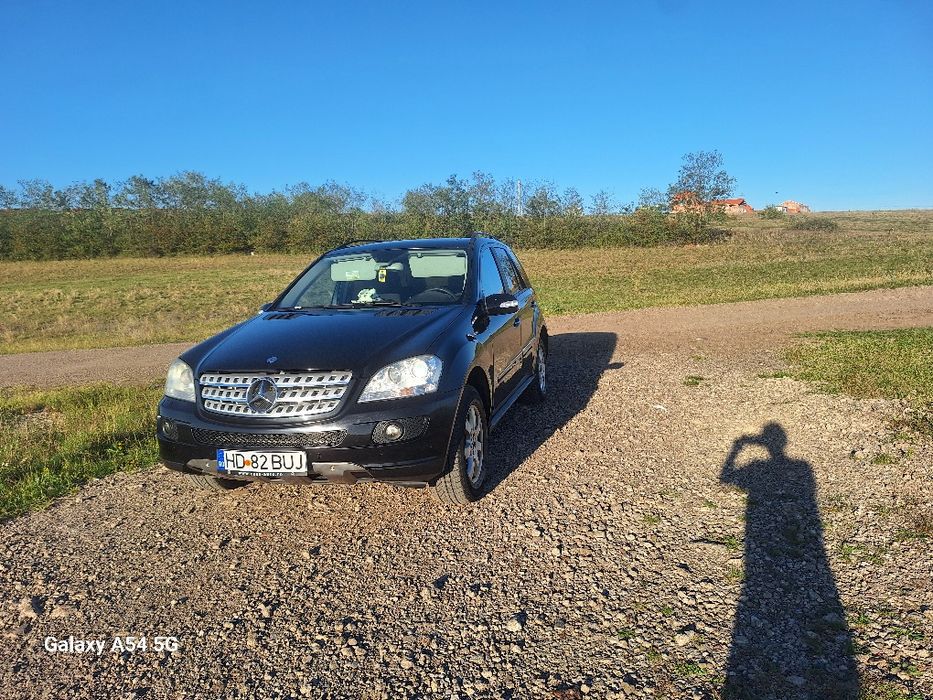 Vând Mercedes ML 320 4MATIC