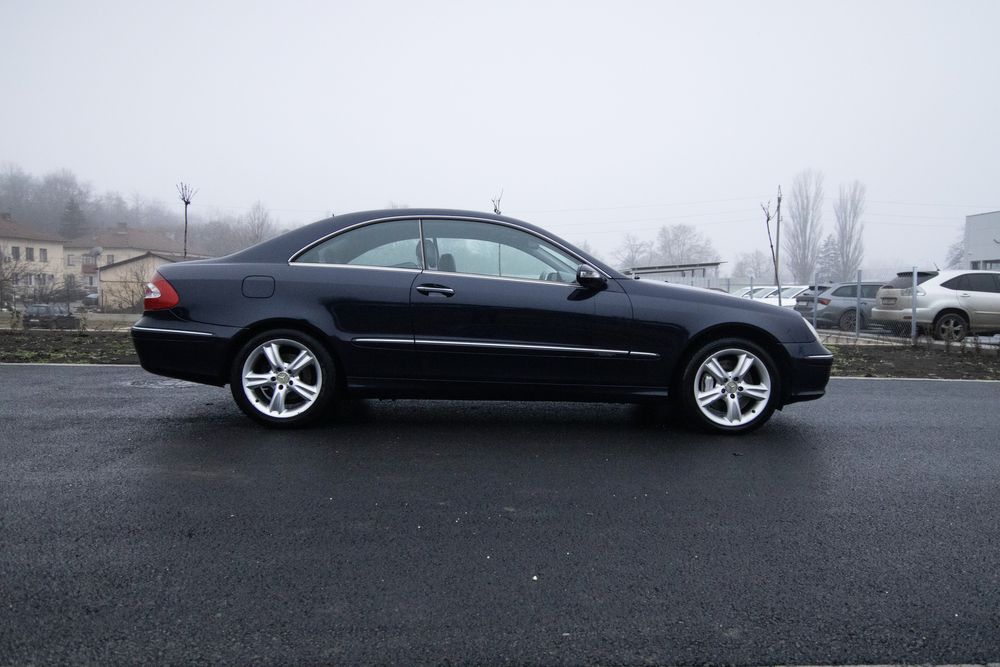 Mercedes-Benz CLK 320