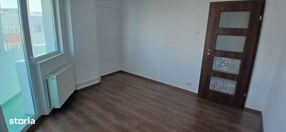 Metrou Academia Militara, 2 camere decomandat, zona Panduri - Marriot
