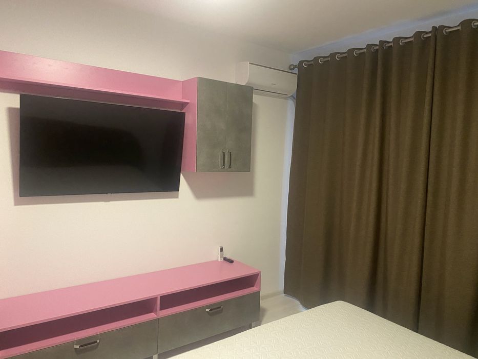 Apartament grand kristal 4 camere foarte spatios