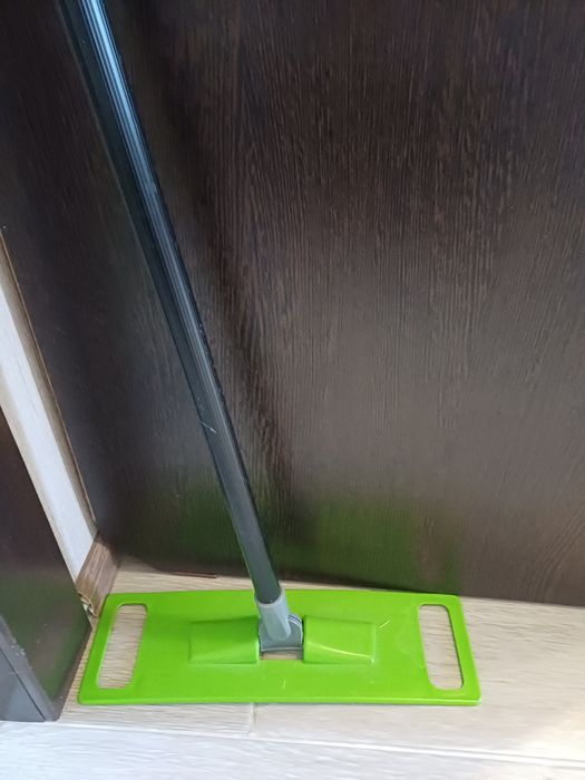 Швабры для мытья полов