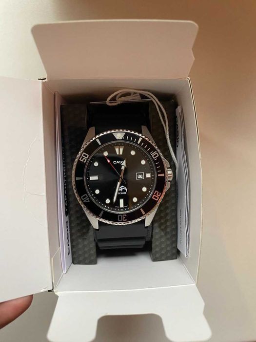 Кварцевые часы CASIO MDV-106-1A