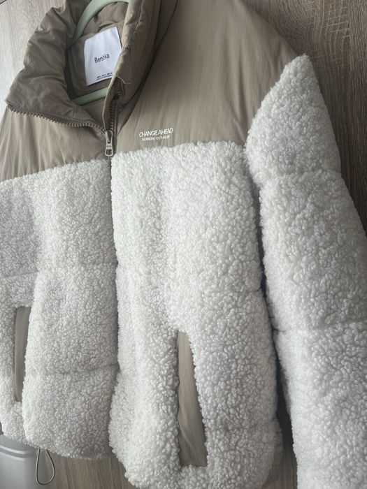 Зимно яке Bershka