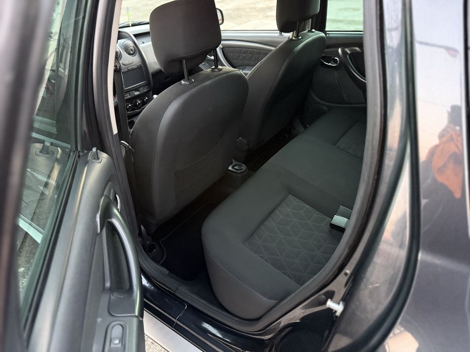 Dacia Duster 1.5 dCi Prestige 2015^ 1.5 Diesel^ Pilot automat^AC^RATE