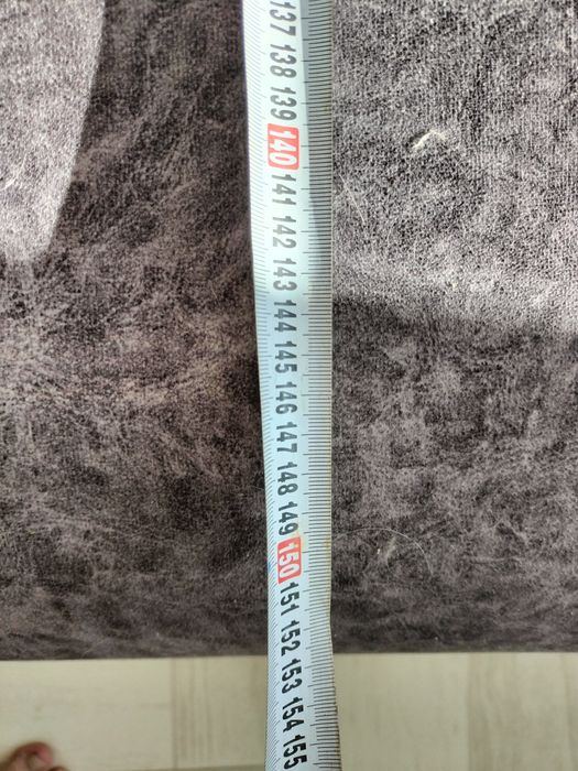 Диван в хорошем состоянии