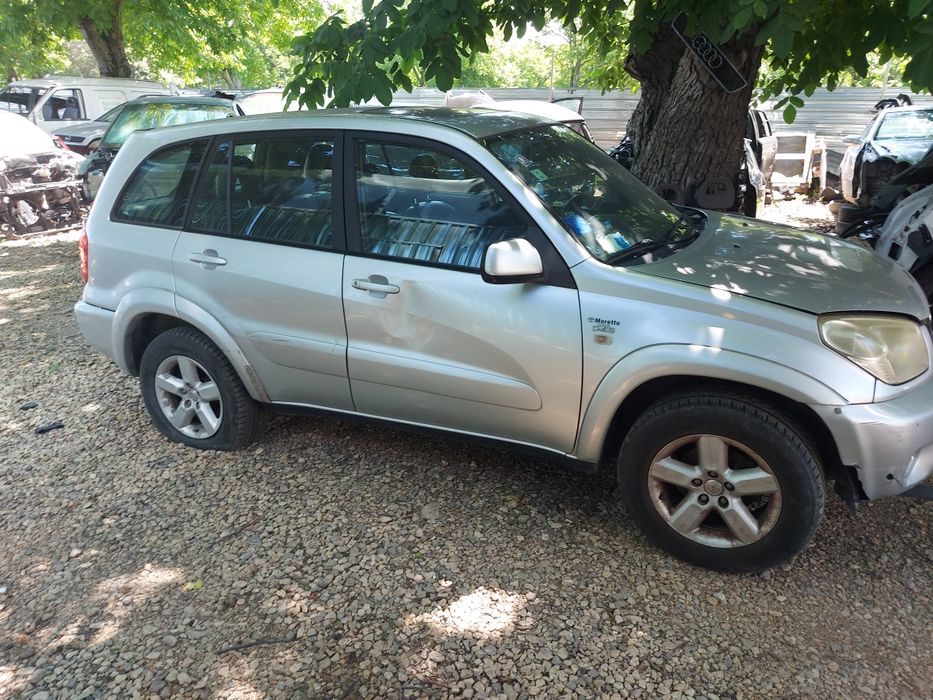 Toyota Rav4 2.0 D4D на части !!!