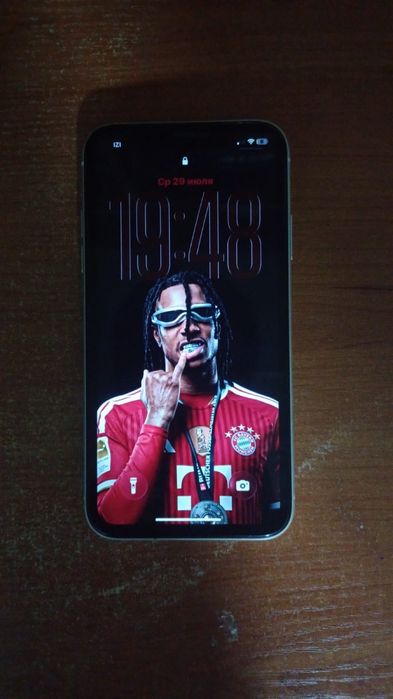 продам айфон 11