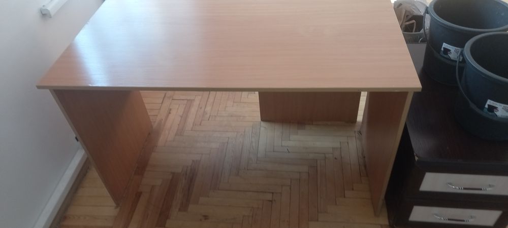 Стол письменный офисный
