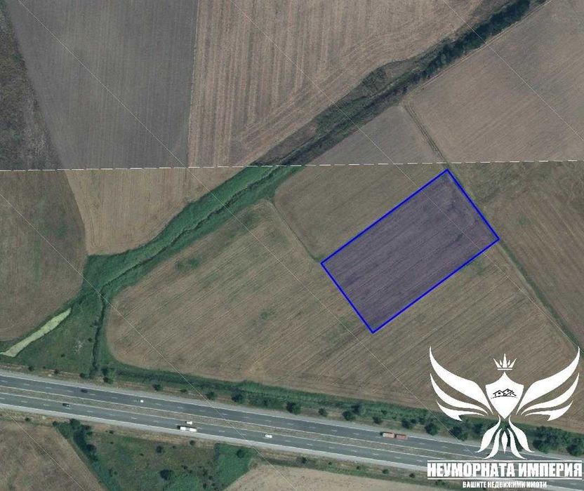 Продавам нива 7000кв.м. на втора линия с.Труд, обл.Пловдив