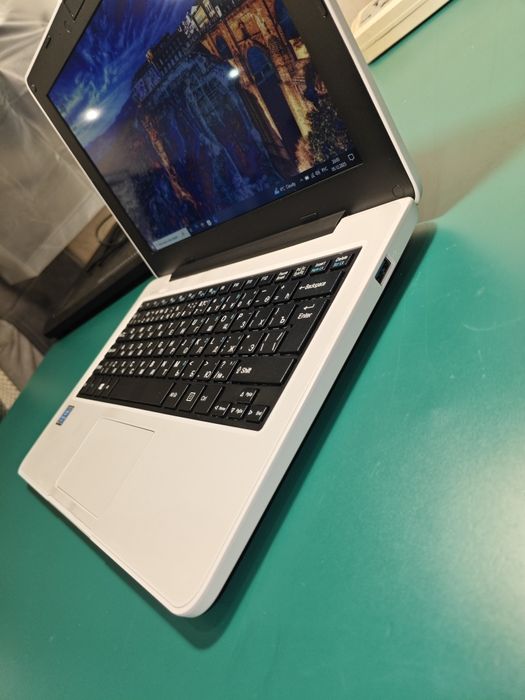 4x ядерный ноутбук ClassMate PC