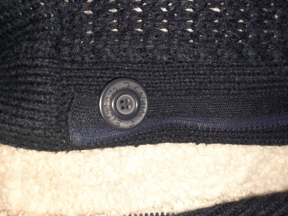 Продам тёплую кофту