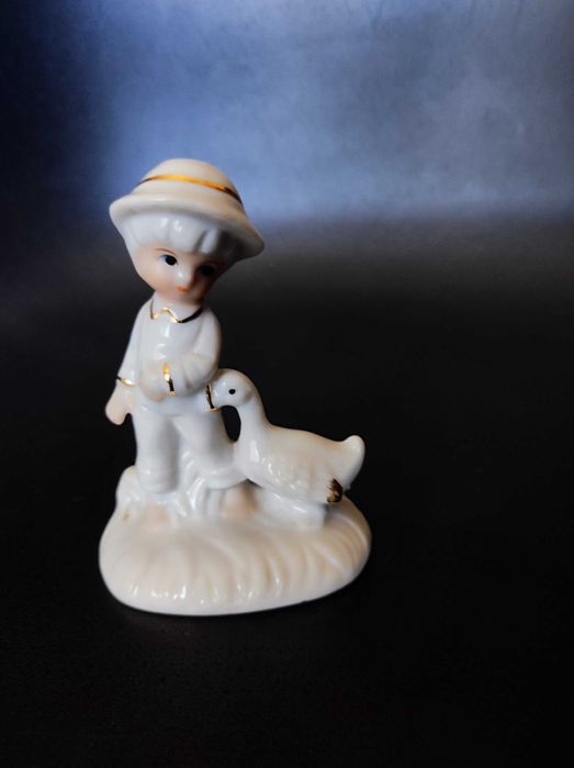 Порцеланови статуетки