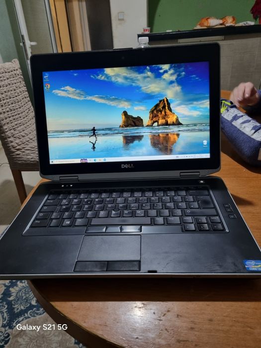 Лаптоп Dell Latitude E6430