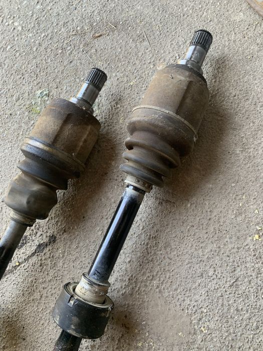 Alternator/ Pompa ulei  Honda Stream 1.7 benzina