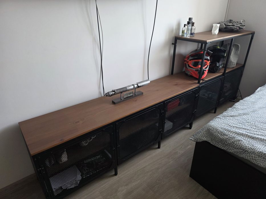 Comoda TV. Mobilier Ikea. Mobila sufragerie