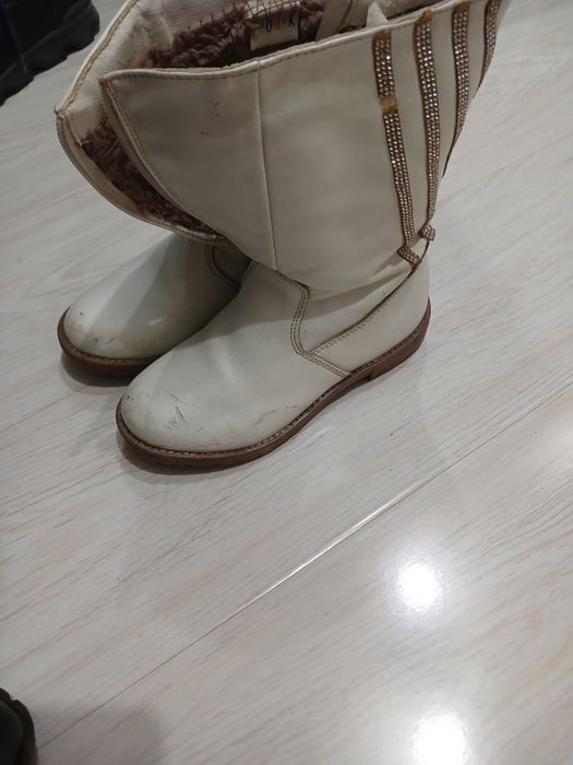 Обувь 24, 29, 34 р