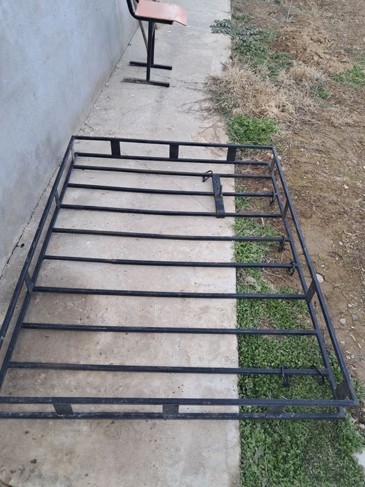 Багажник автомобиля на продажу