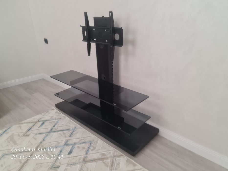 Кронштейн для телевизора