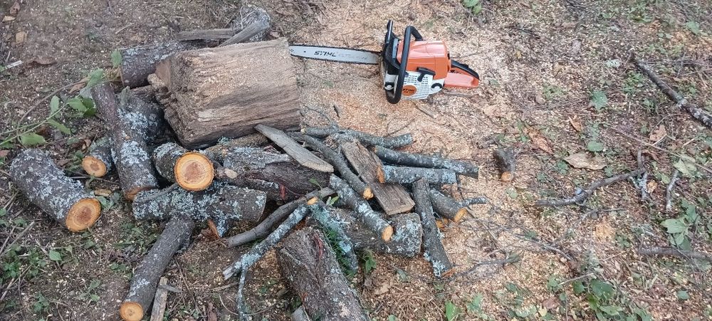 Рязане на дърва на кубик