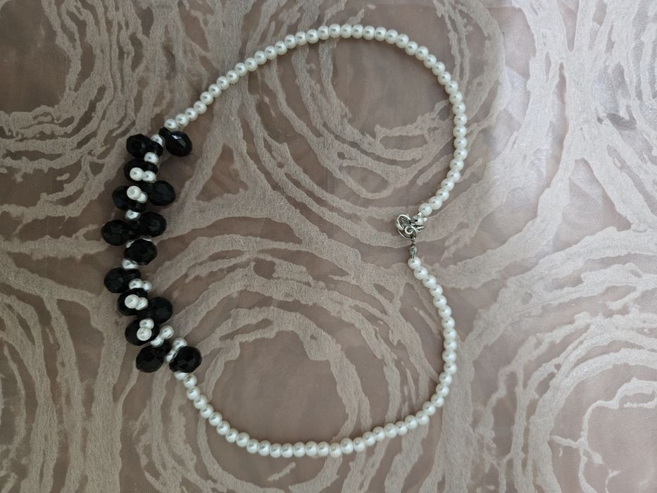 Браслеты, чокеры от сглаза. Бусы