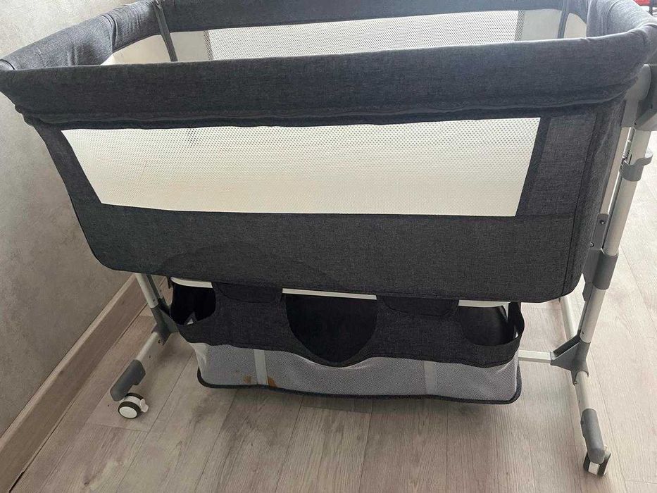 Коляска и кровать