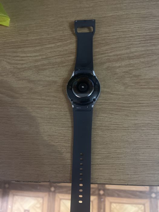 Продам samsung Galaxy Watch 5