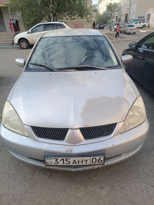 Митсубиси лансер