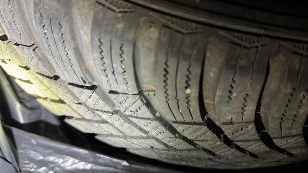 Vand anvelope Hankook  iarna r16