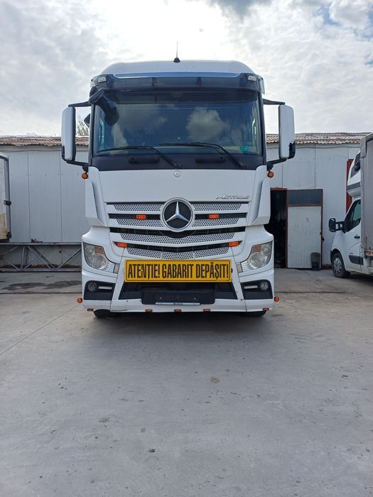 Mercedes Actros 2545