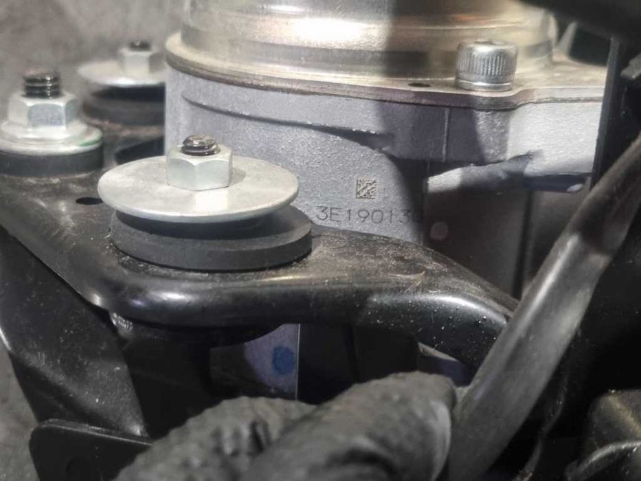 Pompa vacuum (0 KM) 4641A021 Mitsubishi 2.4 Mivec Plug-in Hybrid 4WD