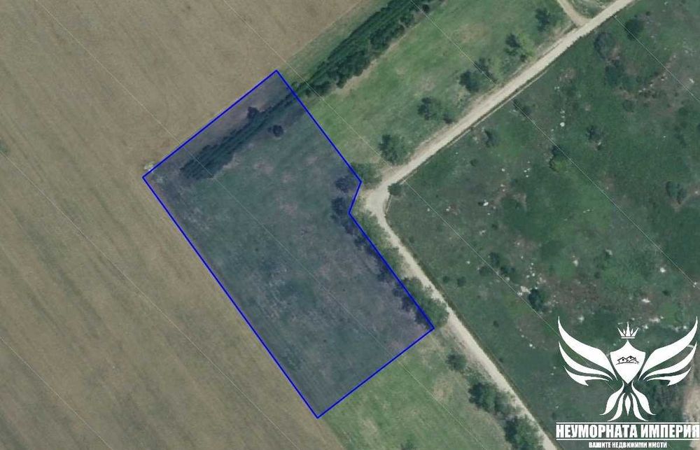 Продавам земя 8000кв.м. преди КЦМ на пета линия към Асеновград