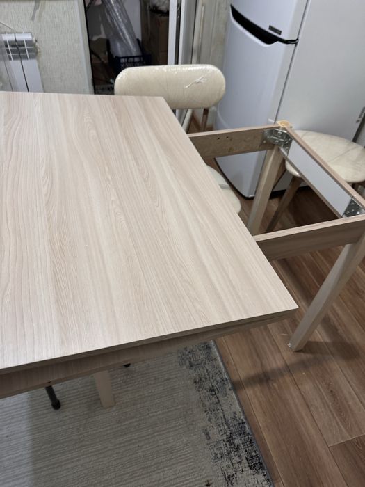 Стол для кухний