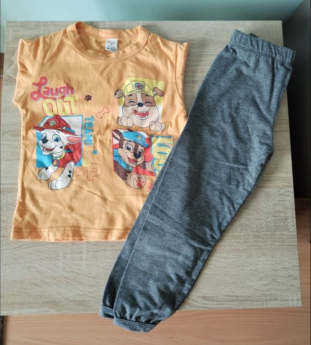 Комплект дрехи за момче размер 98