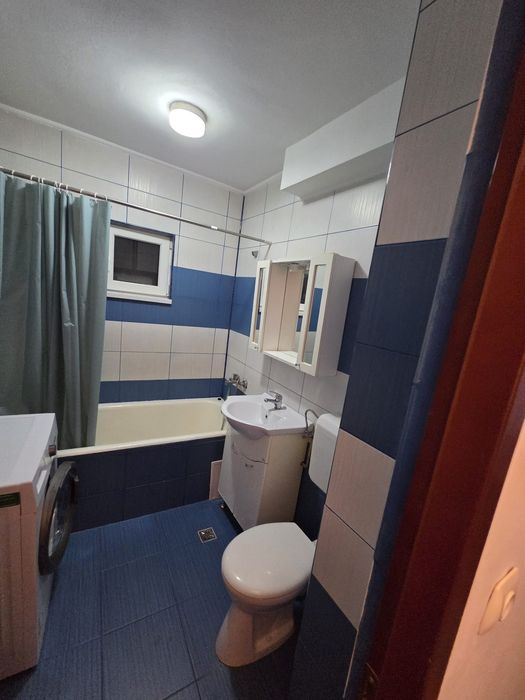 Închiriez apartament 2 camere zona Lunca