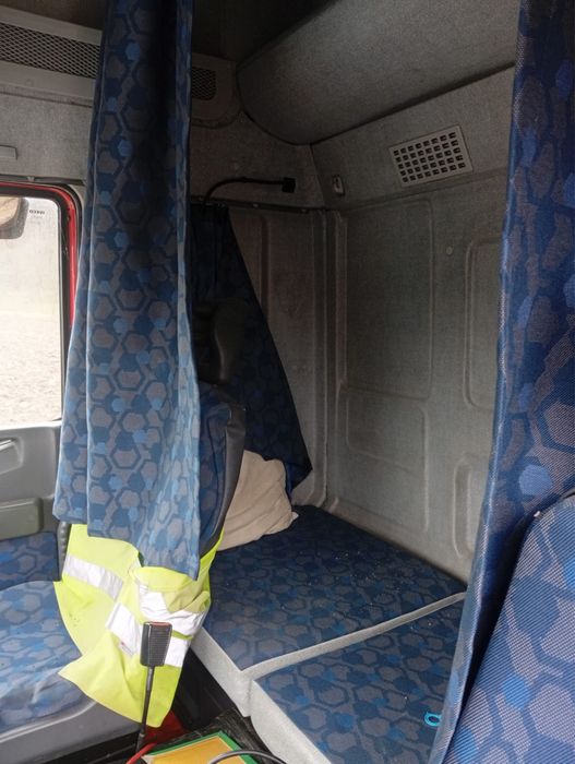 Camion apicol  Iveco