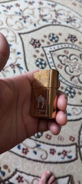 Бензиновая зажигалка - Camel .