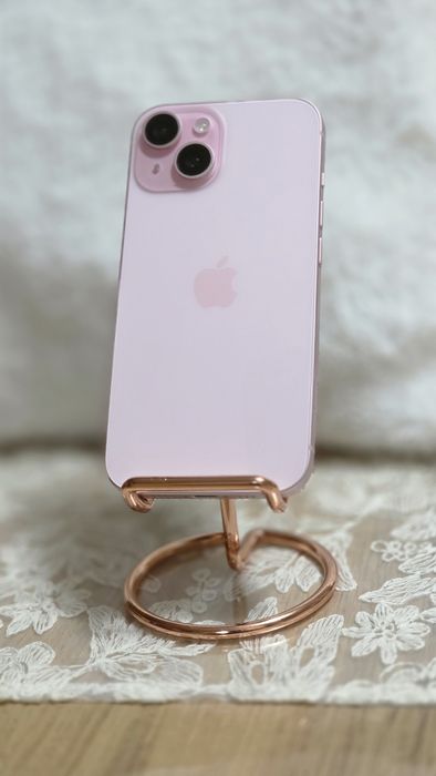 iPhone 15 128GB pink