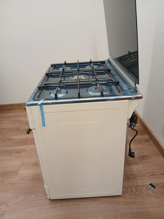 Продается газовая плита