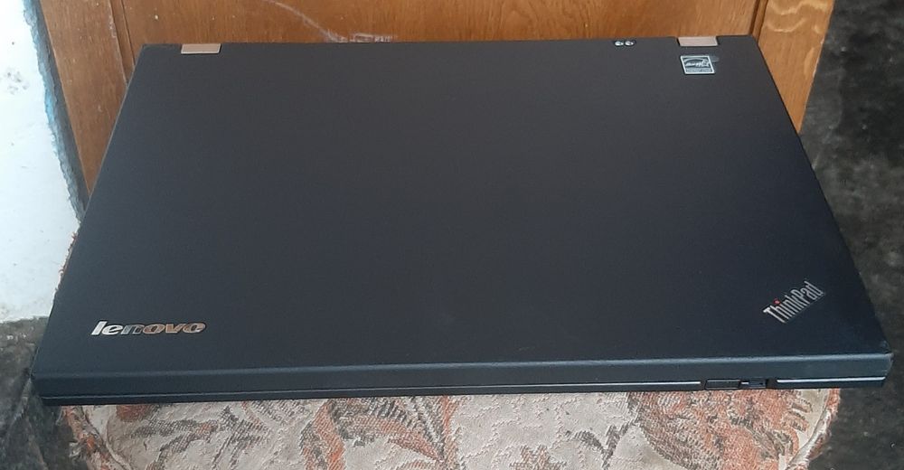 Vand Leptop Lenovo ThinkPad T420 în stare bună