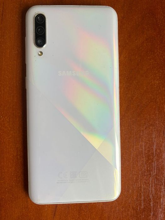 Продается Самсунг А 30